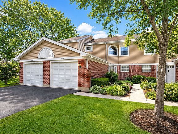 3rd image of 624 Happfield Dr #1717D
