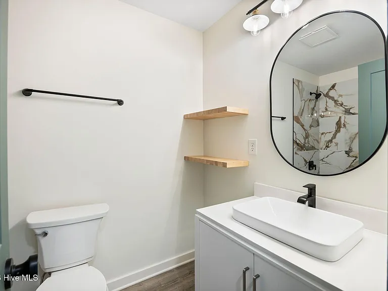 757 Silver Lake Rd — Photo 23