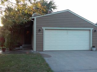123 S Erb St, Hesston, KS 67062