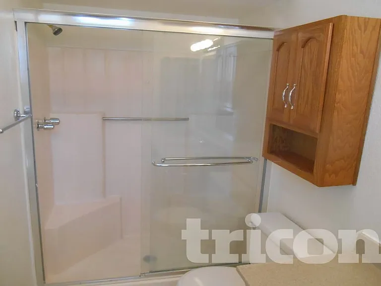 3226 N Ellis St — Photo 13