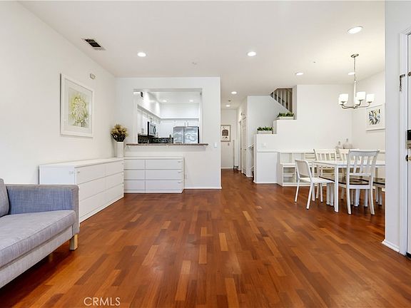 4th image of 303 Terra Bella
