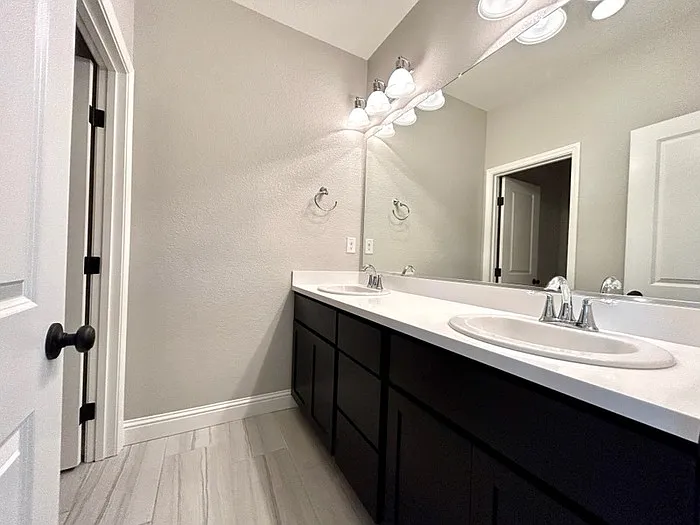266 Colner Cir — Photo 23