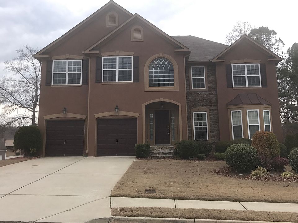 1st image of 2698 Heritage Oaks Cir