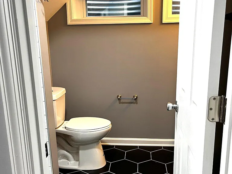 4401 Arlington Blvd — Photo 14