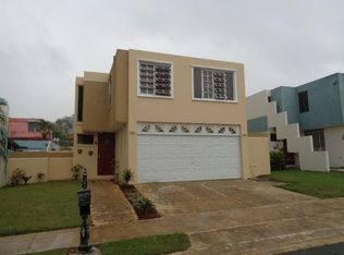 148 Calle Lincoln, Toa Alta, PR 00953