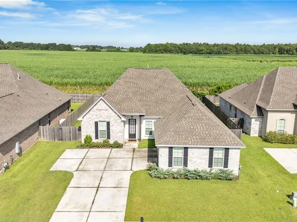 245 Royal Oak Blvd, Thibodaux, LA 70301