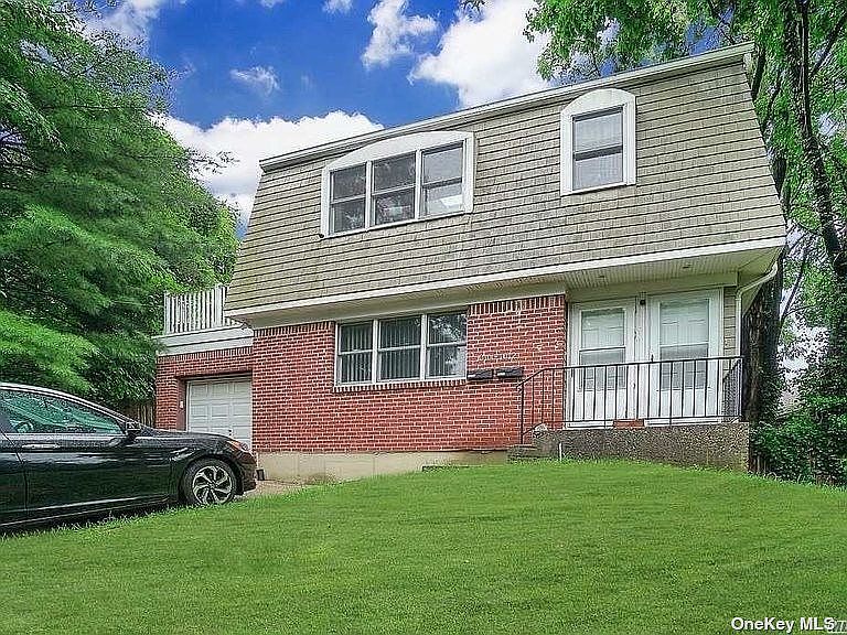1st image of 1010 Old Northern Blvd