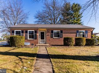 1434 Yorktowne Rd, Mechanicsburg, PA 17050