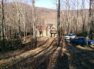 677 Chicken Hollow Rd, Lyndhurst, VA 22952