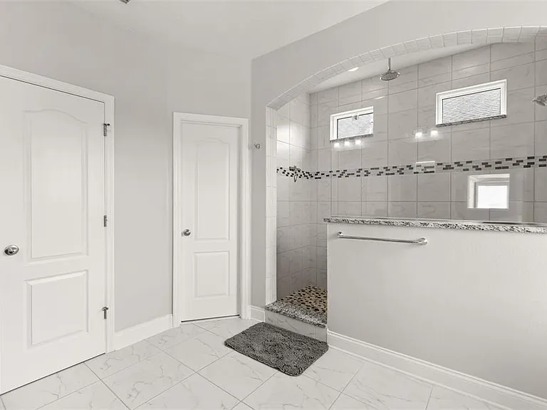 13785 Behring Ave — Photo 21