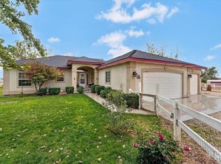 7194 White Hawk Dr, Nampa, ID 83686