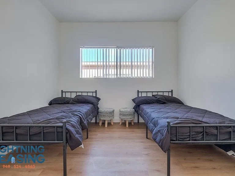 5312 Corteen Pl #16 — Photo 9