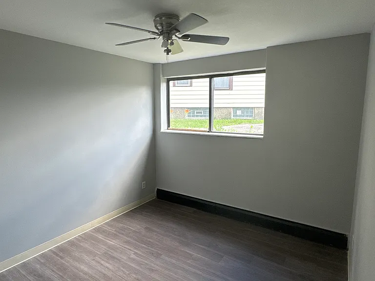 3200 Minnehaha Ave #0 — Photo 8