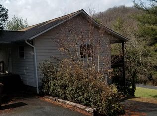 170 Linsonwood Rd, Waynesville, NC 28786