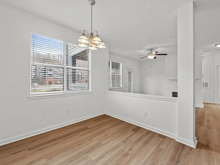 Avana Lexington — Photo 38