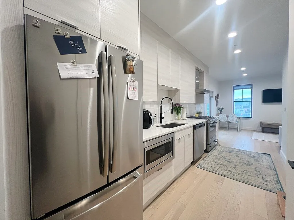 360 Meridian Street - 3 — Photo 2