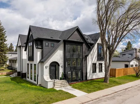 3728 S 5th Ave SW, Calgary, AB T3C 0B8