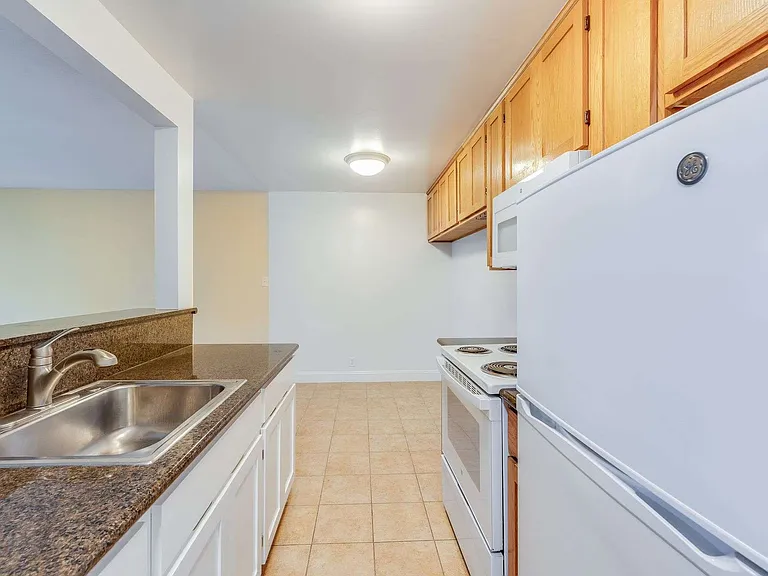 3422 Andover St #304 — Photo 16
