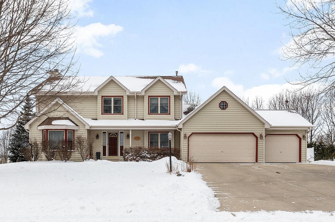 W171N10229 Wildrose LANE, Germantown, WI 53022 | Zillow