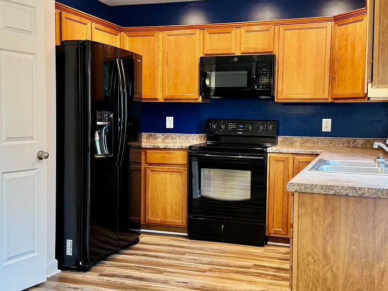 140 Broadleaf Dr — Photo 6