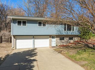 1609 8th St NW, Minot, ND 58703