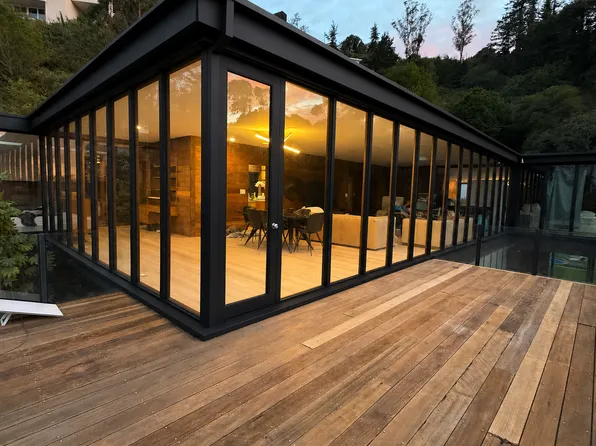 2 Wolfback Ridge Rd, Sausalito, CA 94965