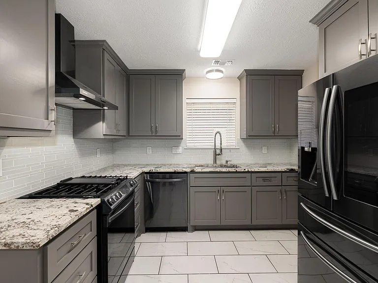 21039 Vista Trail Ct — Photo 10