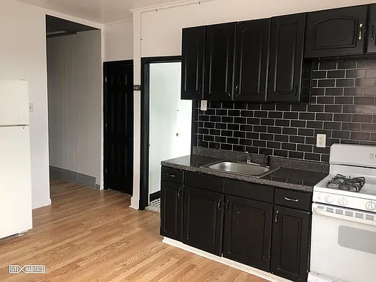 Rented by Citi Habitats | media 12