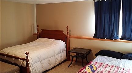 Large downstairs bedroom