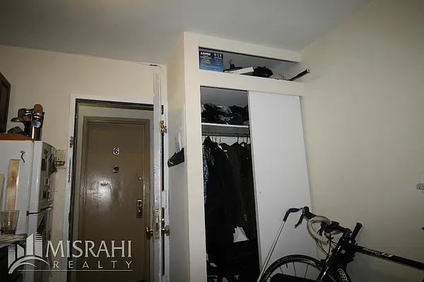 Rented by J Misrahi Realty Corp | media 21