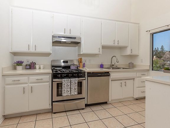 4th image of 11028 Landale St APT 111