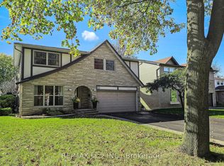 10 Trinity Cres, Whitby, ON L1N 6L2