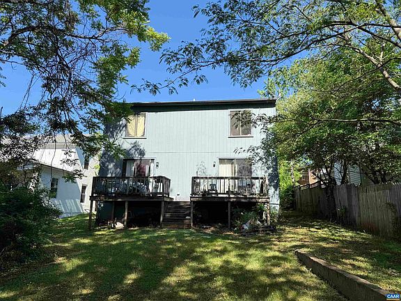 2nd image of 122 Goodman St
