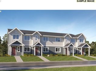 835 Eaden St, Woodburn, OR 97071