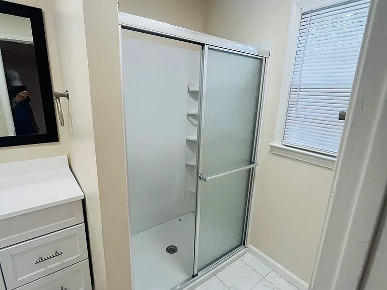 4060 Woodland Dr NW — Photo 12