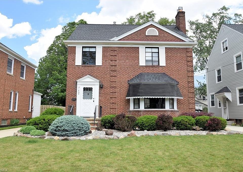 1st image of 21460 Hillsdale Ave