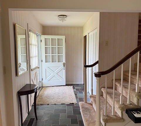 3rd image of 6096 Pebbleshire Dr