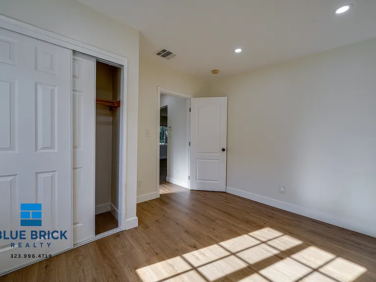 6182 Yolanda Ave — Photo 15