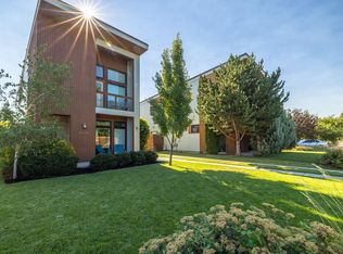 61274 Blakely Rd, Bend, OR 97702