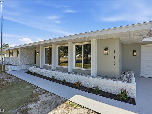 4th image of 113 E Lake Dr