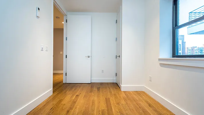 Rented by Nooklyn NYC LLC | media 50