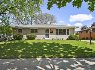 1910 Sachtjen Street, Madison, WI 53704