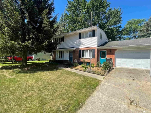 7117 Ridgedale Ln, Lambertville, MI 48144