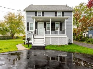 8 Perry St, Fairhaven, MA 02719