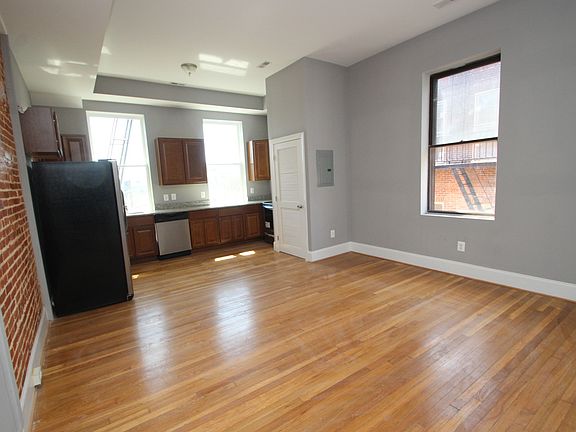 5th image of 211 W Lanvale St APT 3B