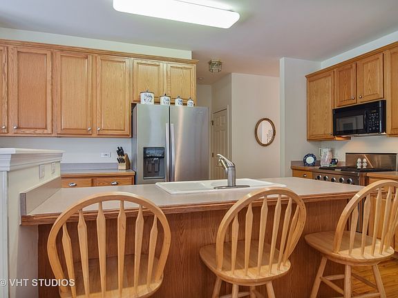 4th image of 4203 Royal Saint Anne Ct