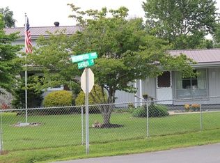 306 Merriwood Pkwy, Hopkinsville, KY 42240