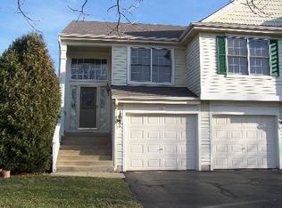 423 Gloria Ln, Oswego, IL 60543