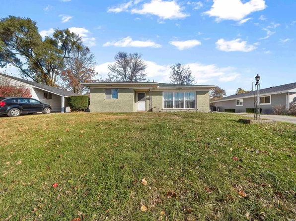 5320 Archwood Ln, Fort Wayne, IN 46825