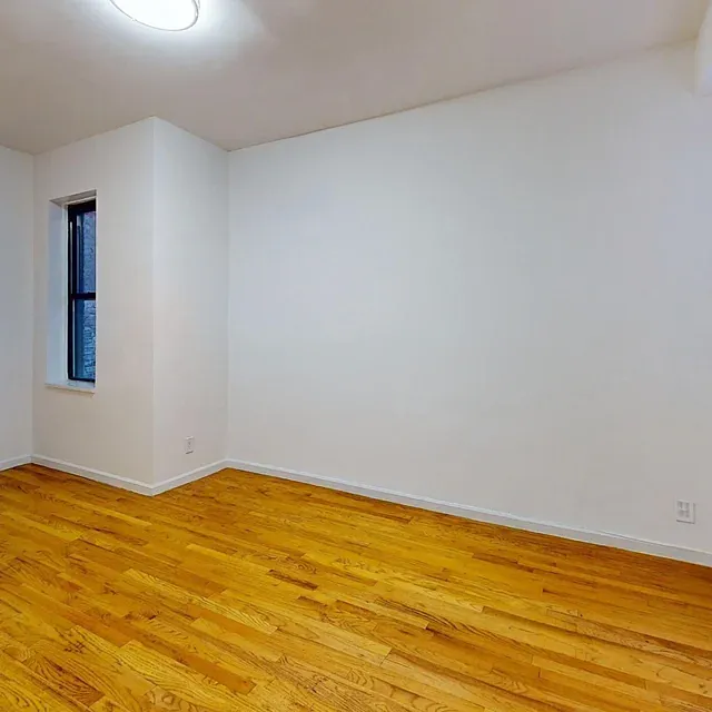 309 East 85th Street — Photo 2